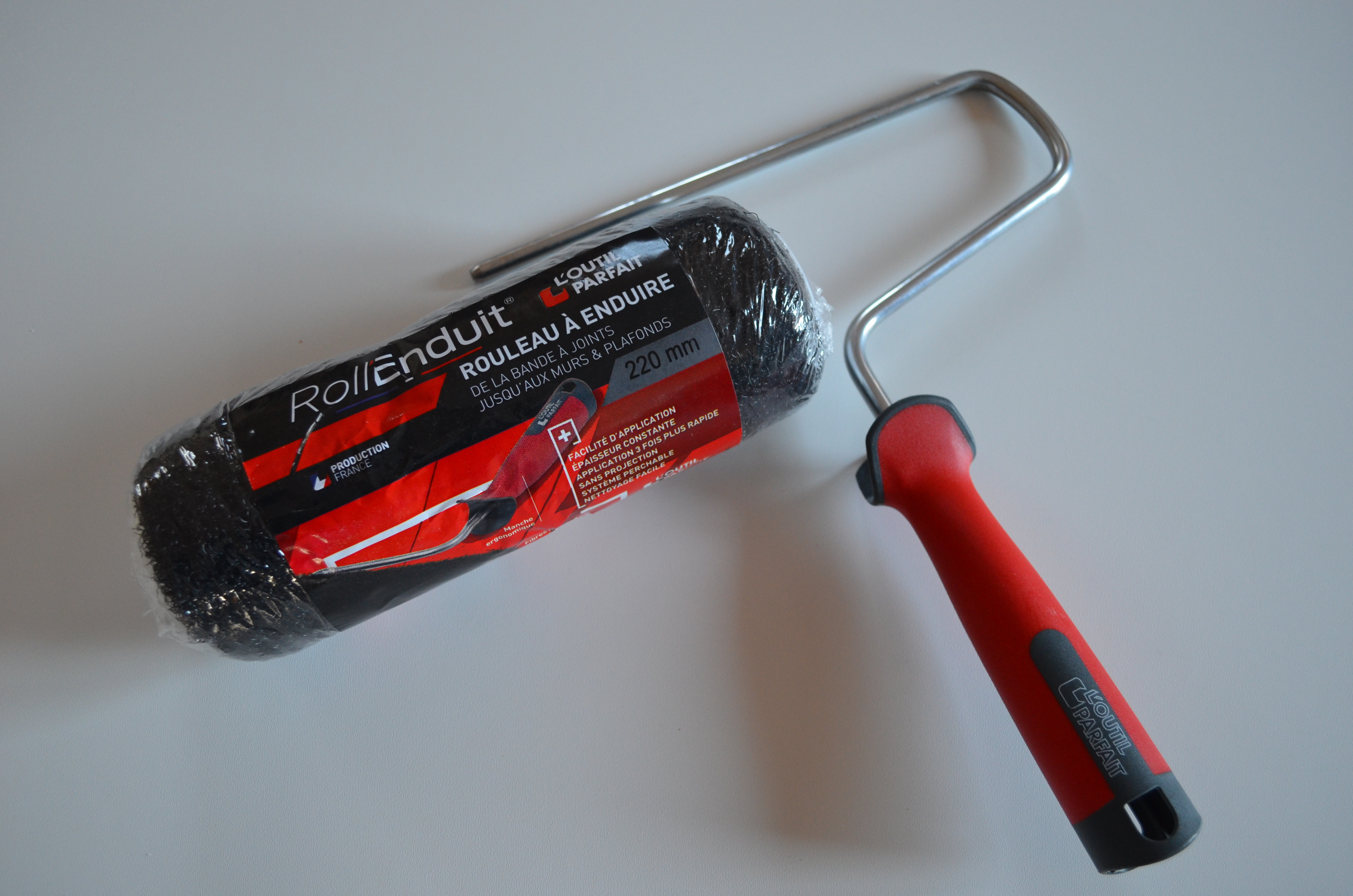 NANÁŠACÍ VALČEK s rozmerom 22 cm